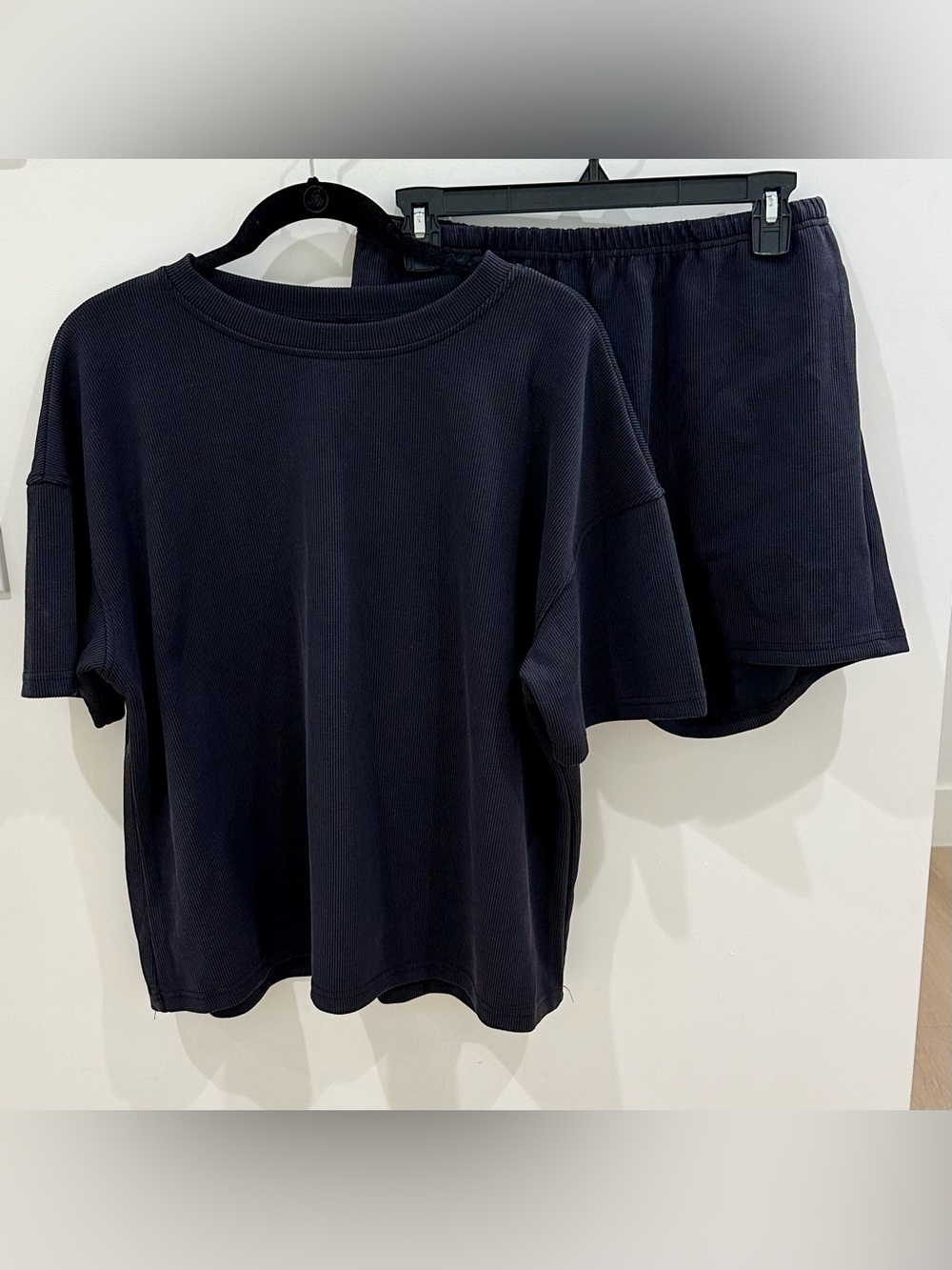 Mono B Ribbed Short Sleeve Tee and Shorts Set Size L